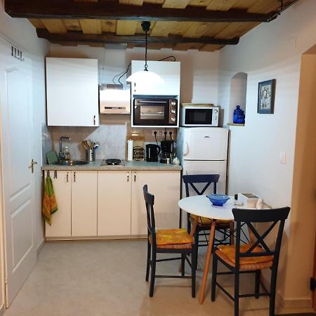 Kis Haz Apartman Zalacsany Ngoại thất bức ảnh